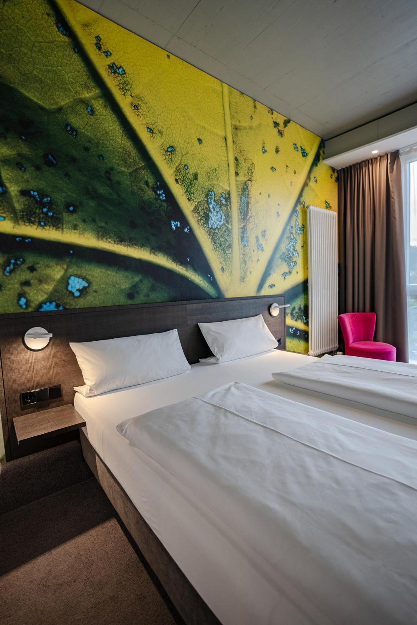 Qubixx Stadtmittehotel シュヴェービッシュ・ハル エクステリア 写真
