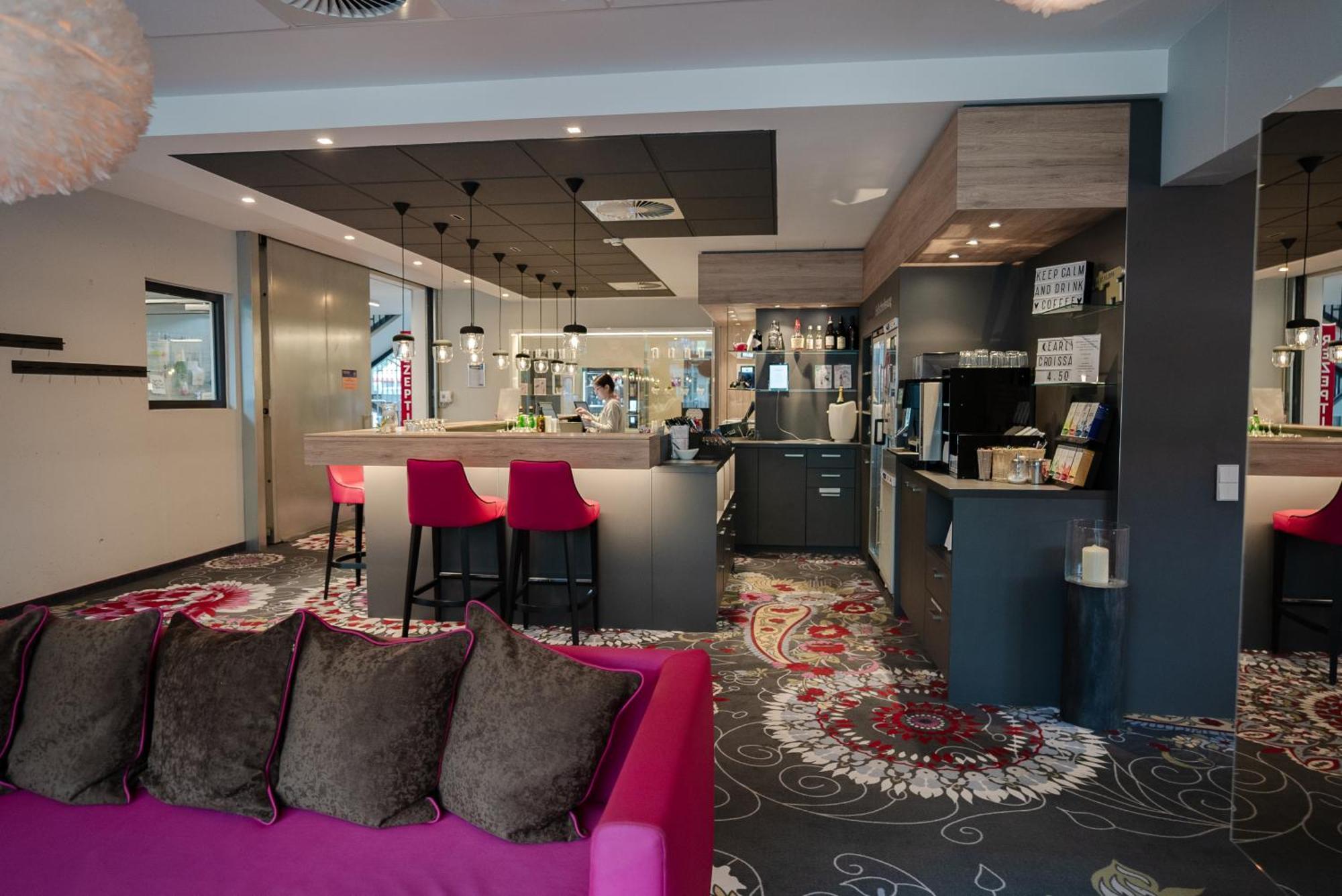 Qubixx Stadtmittehotel シュヴェービッシュ・ハル エクステリア 写真