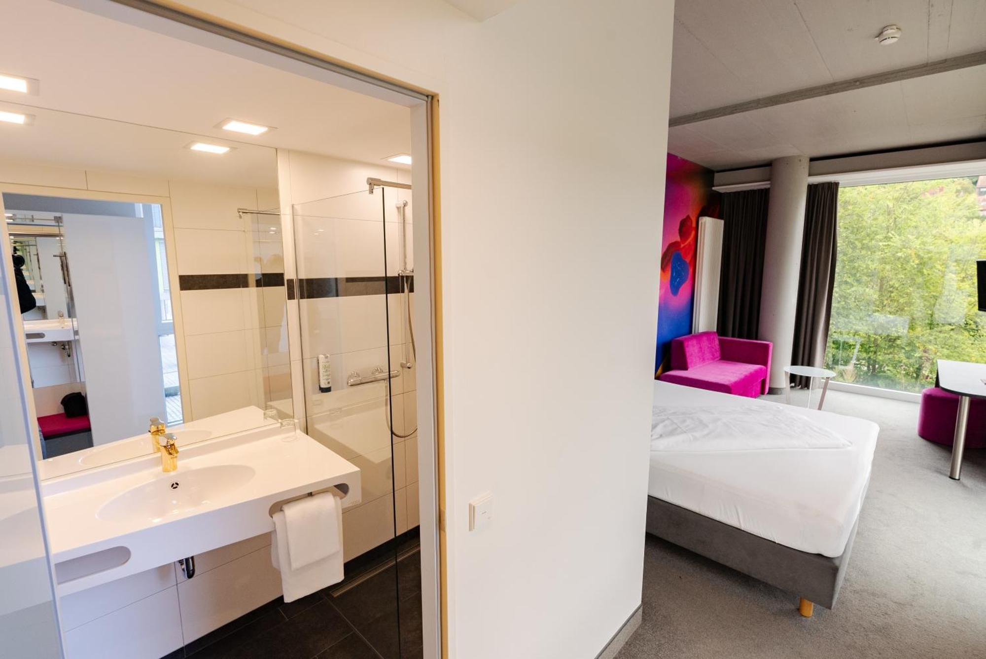Qubixx Stadtmittehotel シュヴェービッシュ・ハル エクステリア 写真