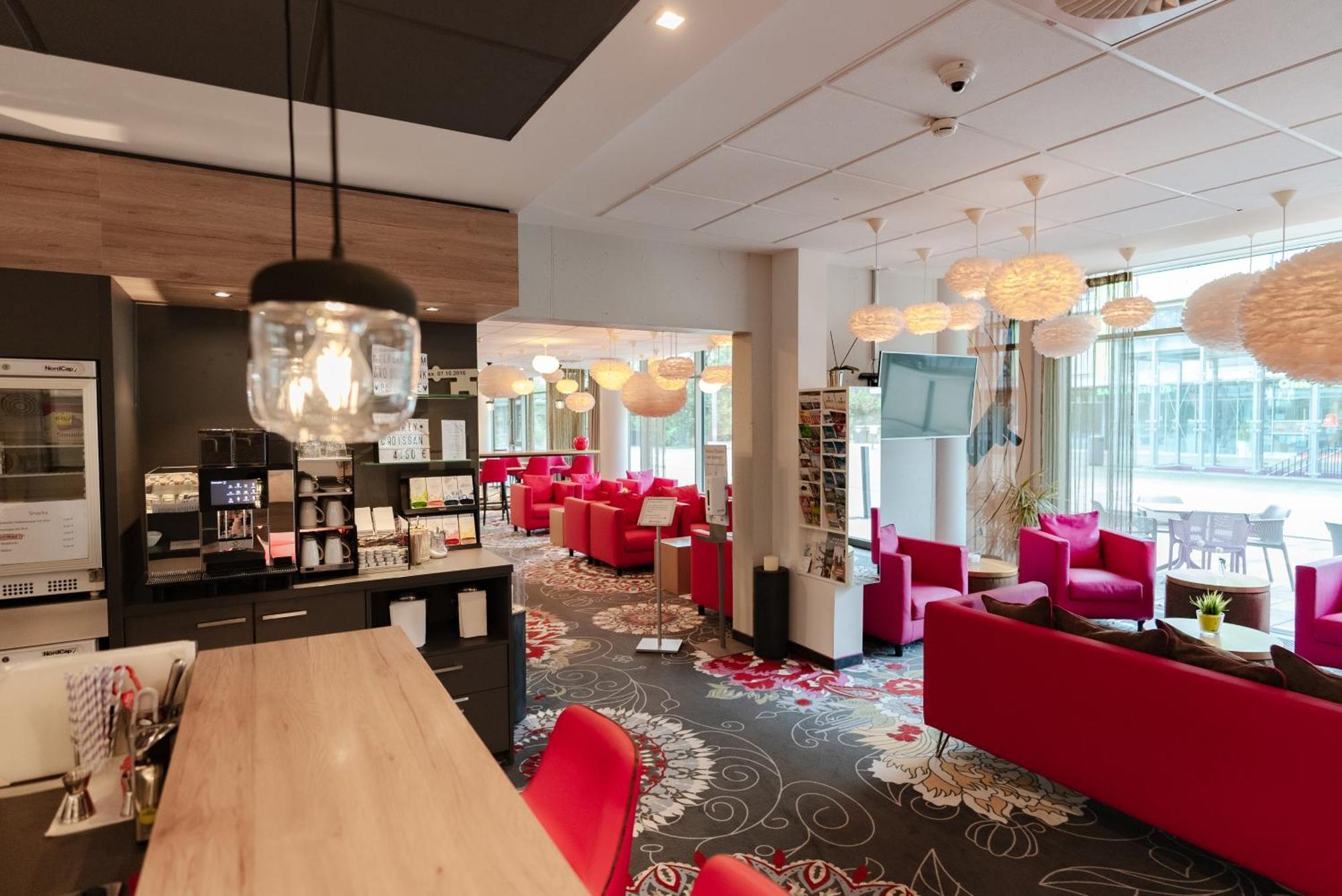 Qubixx Stadtmittehotel シュヴェービッシュ・ハル エクステリア 写真